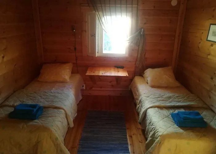 Miekkalan Aitat بيت ضيافة