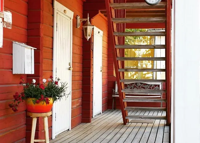 Miekkalan Aitat لابينرانتا